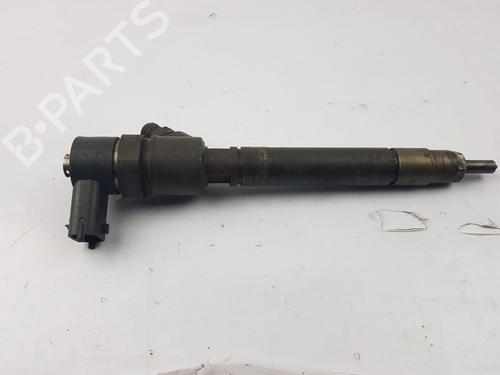 Used Injector VOLVO C30 (533) D5 (180 hp) 26310425