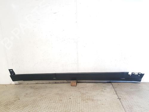 Used Right sideskirt Right sideskirt 36801974 36801974