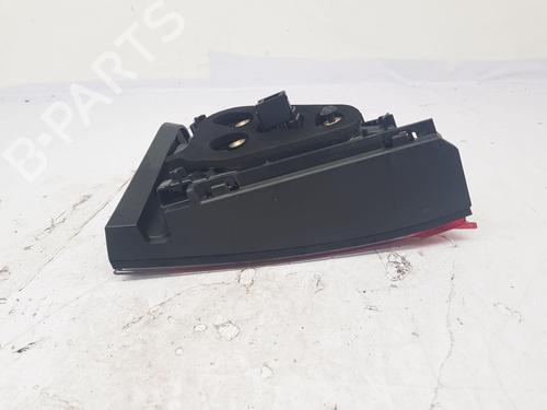 Used Right tailgate light Right tailgate light SKODA SUPERB III Estate (3V5) [2015-2024] 33630228 33630228
