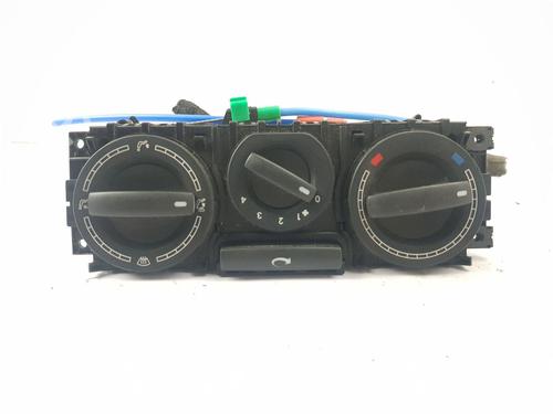 Climate control VW TRANSPORTER T5 Van (7HA, 7HH, 7EA, 7EH) 2.5 TDI | BP31722876I5 - Image 2