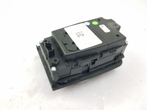 Switch BMW 1 (F40) 118 i | BP29900554I30 
