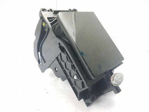 Uchwyt na kubki / Przedmioty LAND ROVER RANGE ROVER VELAR (L560) | BP30891795I37