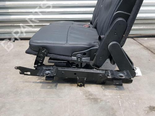 Rear seat LAND ROVER DISCOVERY IV (L319) 3.0 SDV6 4x4 | BP32198854C17