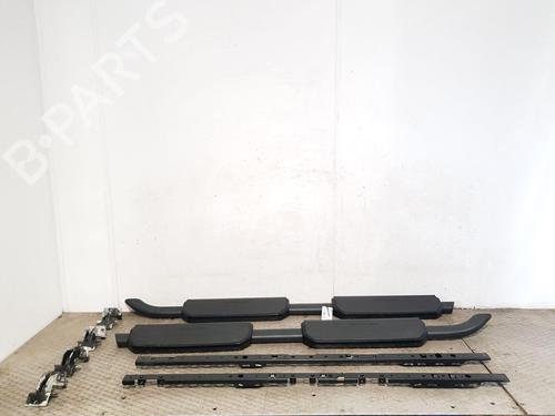 Used Step LAND ROVER DEFENDER Station Wagon (L663) P300 Si4 4x4 (300 hp) 27620342