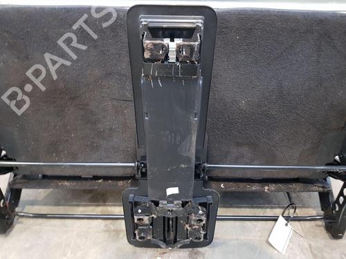 Rear seat LAND ROVER DISCOVERY IV (L319) 3.0 SDV6 4x4 | BP32198854C17