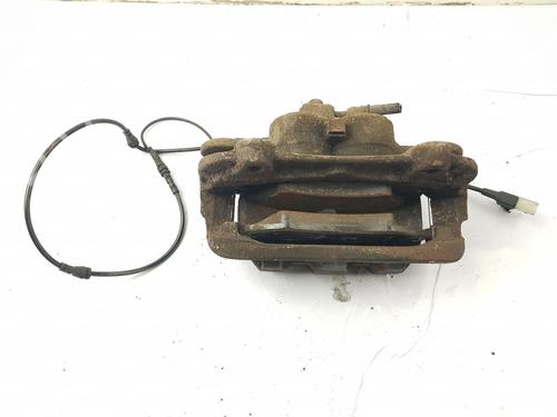 Used Left front brake caliper Left front brake caliper LAND ROVER RANGE ROVER IV (L405) 3.0 TDV6 4x4 (258 hp) 33833927 33833927