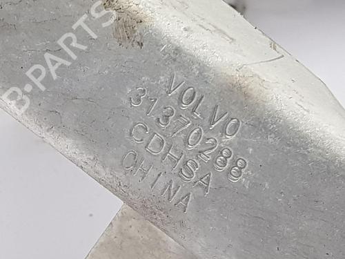 Intercooler pipe VOLVO XC60 II (246) T8 Hybrid AWD | BP29984391M127