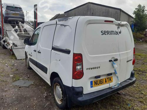 Gear lever PEUGEOT PARTNER Box Body/MPV 1.6 HDi 16V | BP22668110M90 