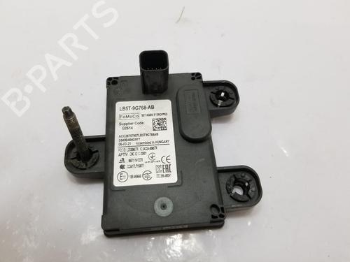 BP28104977M83 main image