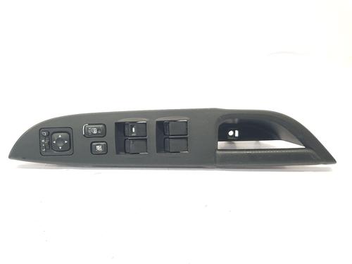 Used Right front window switch Right front window switch MITSUBISHI ASX (GA_W_) 1.6 MIVEC (GA1W) (117 hp) 33246819 33246819