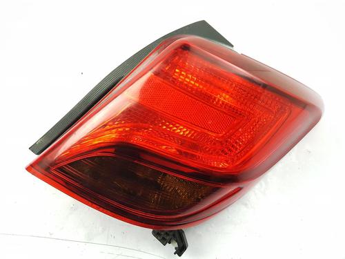 Used Right taillight TOYOTA YARIS (_P13_) 1.3 (NSP130_, NSP130) (99 hp) 29229827