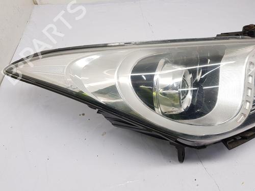 Right headlight HYUNDAI i40 I CW (VF) 1.7 CRDi | BP32275173C29