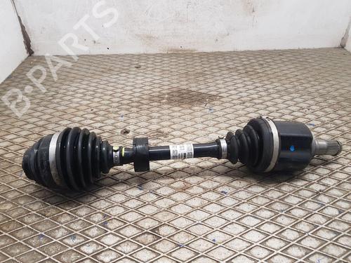 Used Left front driveshaft BMW 1 (F40) M 135 i xDrive (306 hp) 29620403