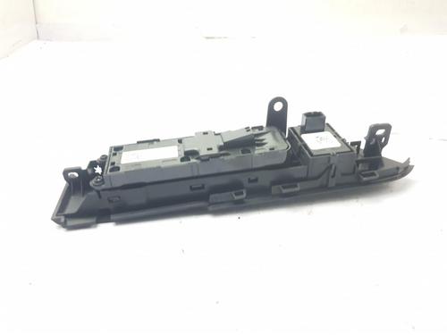 Right front window switch LAND ROVER DEFENDER Station Wagon (L663) D300 MHEV 4x4 | BP34142225I26  - Image 7