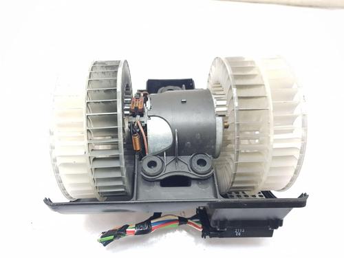 Used Heater blower motor MERCEDES-BENZ VITO / MIXTO Van (W639) [2003-2025]  25840645