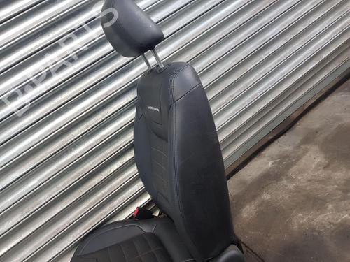 Right front seat MITSUBISHI L200 / TRITON (KA_T, KB_T) 2.5 DI-D 4WD (KB4T) | BP30923983C16