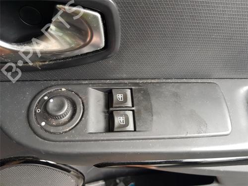 Brugte RENAULT CLIO IV (BH_) 1.2 16V 4815452