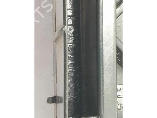 Kofangerbeslag bag VW PASSAT B8 Variant (3G5, CB5) 2.0 TDI | BP22989664C159 - Image 6