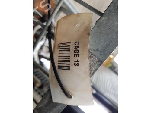 Used Left front steering knuckle TESLA MODEL 3 (5YJ3) EV AWD (351 hp) 22679210