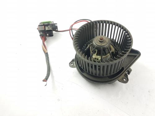 Heater blower motor VAUXHALL VIVARO A Van (X83) 2.0 CDTI | BP29815747M62