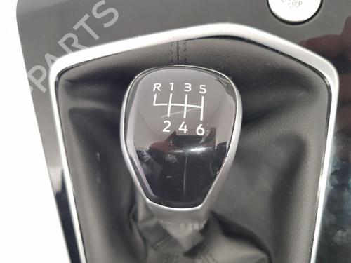 Shift knob VW GOLF VIII (CD1, DA1) 2.0 TDI | BP29900374I34