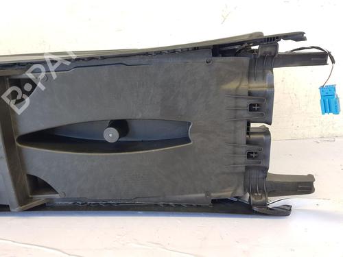 Armrest / Center console MERCEDES-BENZ C-CLASS (W205) C 200 EQ Boost (205.077) | BP28137177I20 