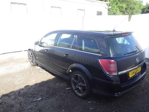 Front bumper VAUXHALL ASTRA Mk V (H) Estate (A04) 1.9 CDTi (L35) | BP32070076C7 