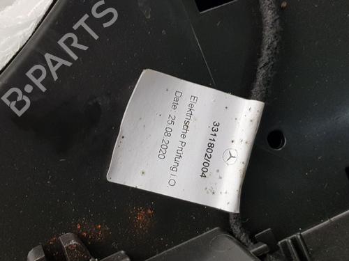 Handskerum MERCEDES-BENZ GLA (H247) GLA 220 d 4-matic (247.715) | BP32430294C95 