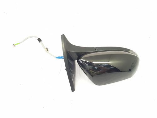 right-mirror-toyota-yaris-_p21_-_pa1_-_ph1_-2020-36392801 main image