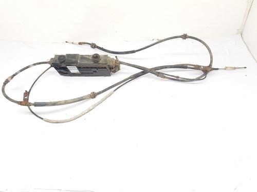 Used Electric handbrake LAND ROVER DISCOVERY III (L319) 2.7 TD 4x4 (190 hp) 30520503