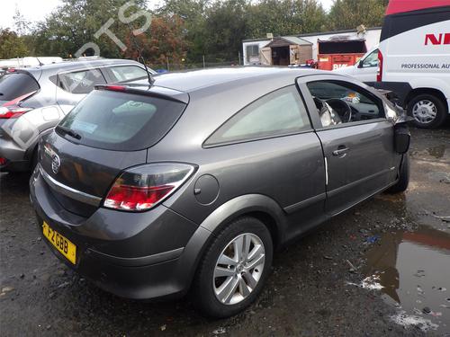 Hanskerom OPEL ASTRA H GTC (A04)  | BP29439991C95 