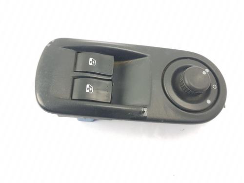 Used Right front window switch RENAULT TRAFIC II Van (FL) 2.0 dCi 115 (FL01, FL0U, FL00, FL0H, FL0M) (114 hp) 29378850