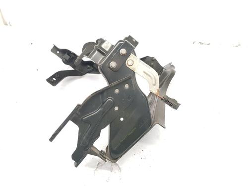 Venstre forlygtestøtte MERCEDES-BENZ C-CLASS Coupe (C204) C 180 (204.331) (156 hp) 31663274