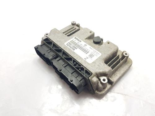 Used Engine control unit (ECU) Engine control unit (ECU) TOYOTA YARIS (_P9_) 1.0 VVT-i (KSP90_, KSP90R) (69 hp) 30976796 30976796