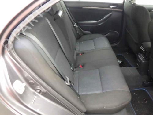 Armrest / Center console TOYOTA AVENSIS (_T25_) 2.0 D-4D (ADT250_, ADT250R) | BP22671873I20 