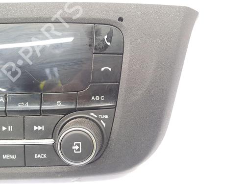 Radio IVECO DAILY VI Van 33S14, 35S14, 35C14, 42S14 | BP33412725E6 - Image 2