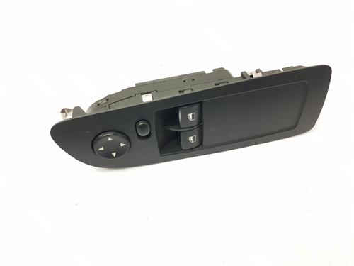 Used Right front window switch BMW 1 (E81) 116 d (116 hp) 32398223