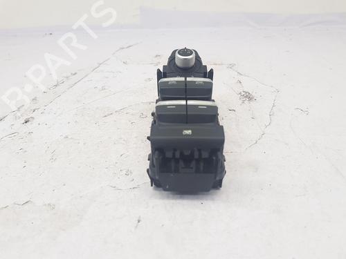 Used Right front window switch Right front window switch SUBARU IMPREZA Hatchback (GU_) 2.0 e-BOXER Hybrid AWD (GUE) (136 hp) 34638766 34638766