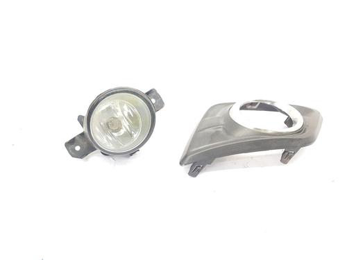 right-front-fog-light-nissan-x-trail-iii-t32_-t32r-t32rr-2013-32275055 main image