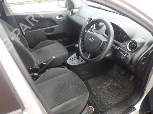 Brugte FORD FIESTA V (JH_, JD_) 1.6 16V (100 hp) 4433969