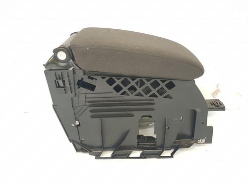 Armrest / Center console VW SCIROCCO III (137, 138) 1.4 TSI | BP36281035I20 - Image 3