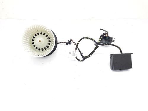 Used Heater blower motor Heater blower motor PEUGEOT 2008 II (UD_, US_, UY_, UJ_, UR_, UC_) 1.2 PureTech 130 (USHNS, URHNS) (130 hp) 33130736 33130736