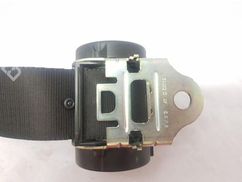 Rear center seatbelt FORD FIESTA V (JH_, JD_) 1.6 TDCi | BP29492823I27 