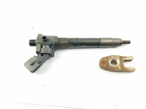 injector-volvo-v90-ii-estate-235-2016-28800282 main image