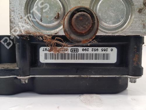 ABS pump CITROËN DS5 2.0 HDi 165 | BP33004963M43  - Image 5