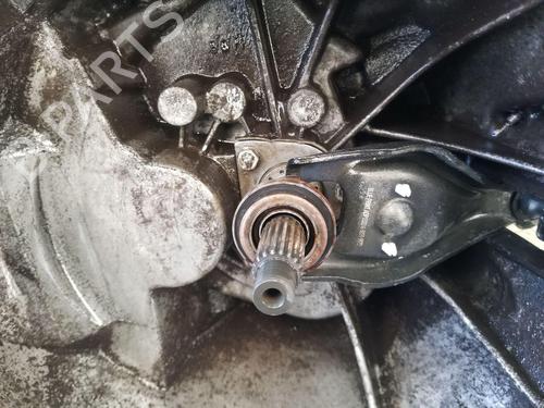 Gearbox CITROËN C4 II (NC_) 1.6 HDi 90 | BP33275790M3 - Image 3