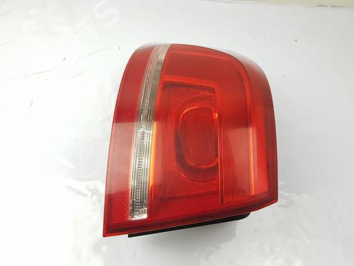 Left taillight VW PASSAT B7 Variant (365) 2.0 TDI | BP38592215C34 - Image 2