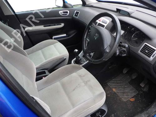 Right mirror PEUGEOT 307 SW (3H) 1.6 HDI 110 | BP22673565C27 