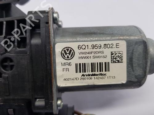 Left front window motor VW POLO IV (9N_, 9A_) 1.2 | BP28413436E21 