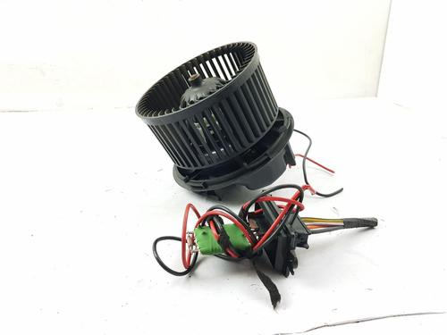 Heater blower motor RENAULT CLIO III (BR0/1, CR0/1) 1.2 (BR01, BR03, BR0E, CR0E) | BP31663722M62